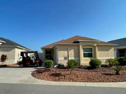 Stylish villa with golf cart, BBQ, near pool & shops in tranquil setting!