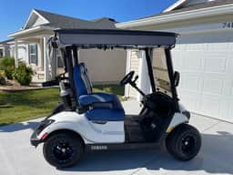 Chic, comfy, and ready for Villages adventures—golf cart included!