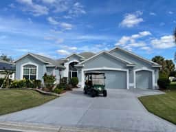BEAUTIFULLY Decorated 3 Bdrm 2 Bath w/ GAS GOLF CART, BBQ & FREE WIFI!