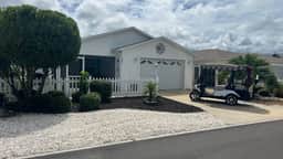 Beautiful 2/2 Villa w/4 Seater Gas Golf Cart, BBQ Grill, and WiFi!!