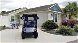 Close to Fun, Villa In Walking distance to Lake Sumter Landing w/Golf Cart!