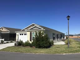 Beautiful New 2/2 Dog Friendly Villa w/ GOLF CART, BBQ & FREE WiFi!