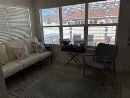 Amazing Location & Beautiful home with Golf Cart, BBQ & WiFi included!