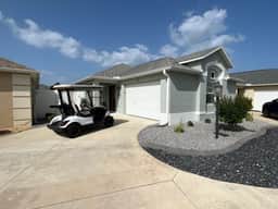 Beautiful, Conveniently Located Home w/Golf Cart & FREE WiFi!
