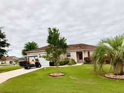 Beautiful 3/2 Home with gas Golf Cart & WiFi Located in Tamarind Grove