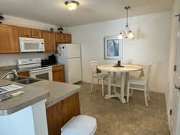 Cozy 2 Bed 2 Bath Rental in The Villages, Ideal for Your Florida Getaway!