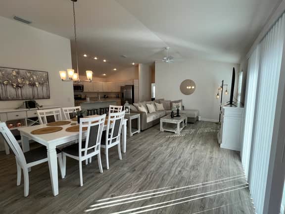 CALL TODAY FOR SPECIAL 2024/2025 RATES! 2/2 Gem in Village of Richmond!