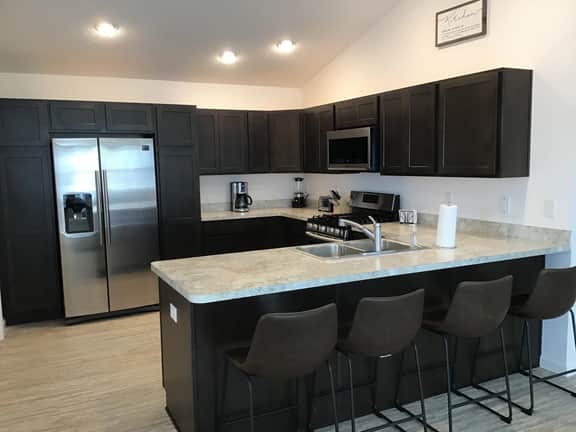 CHARMING 2 BDRM 2 BATH Sm Dog Friendly Patio Villa w/FREE WIFI