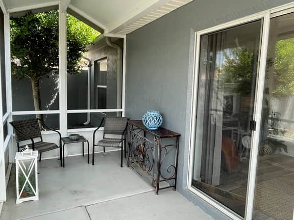 BEAUTIFULLY Decorated Dog Friendly Home GAS GOLF CART & GAS BBQ