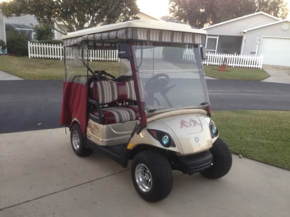AMAZING LOCATION! Beautiful 2/2 Patio Villa w/GOLF CART & WiFi Close to Town