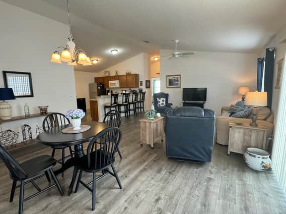 Charming Home in The Villages - Golf Cart & BBQ - Near Brownwood Paddock Park