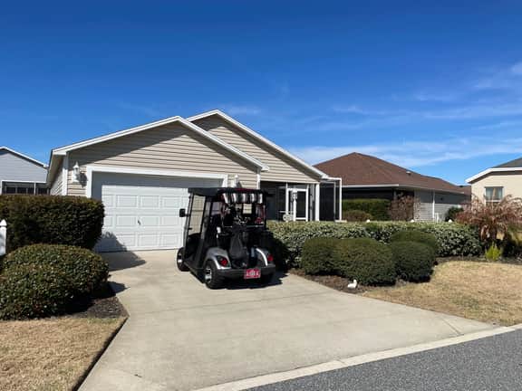 Charming 2BR/2BA Rental in The Villages: Relax in Style in Dunedin
