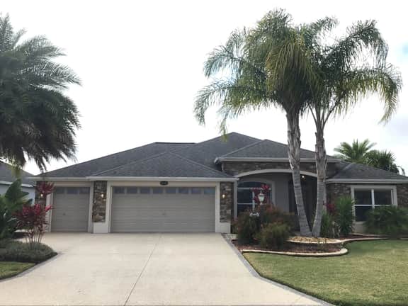 Beautiful 3 Bdrm 2 Ba home Conveniently Located FREE WiFi!