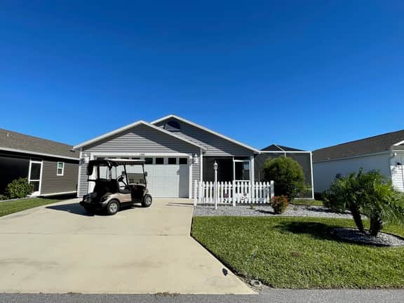 Stylish retreat with comfort, charm, and entertainment all around!